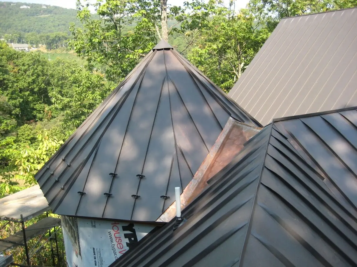 Professional Gutter Cleaning by Craftsman Roofing in Fountain Valley Mobile Home Estates